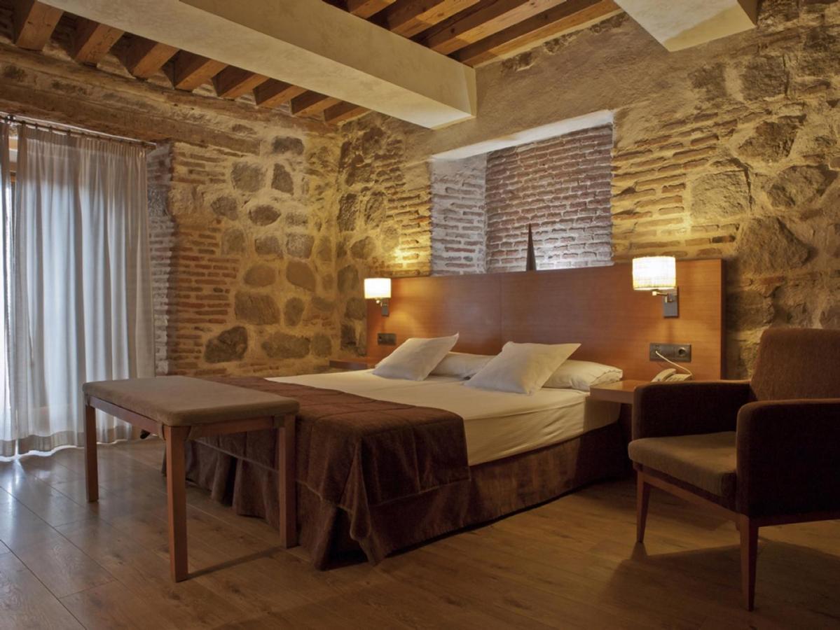 Hotel Las Leyendas Avila Bagian luar foto