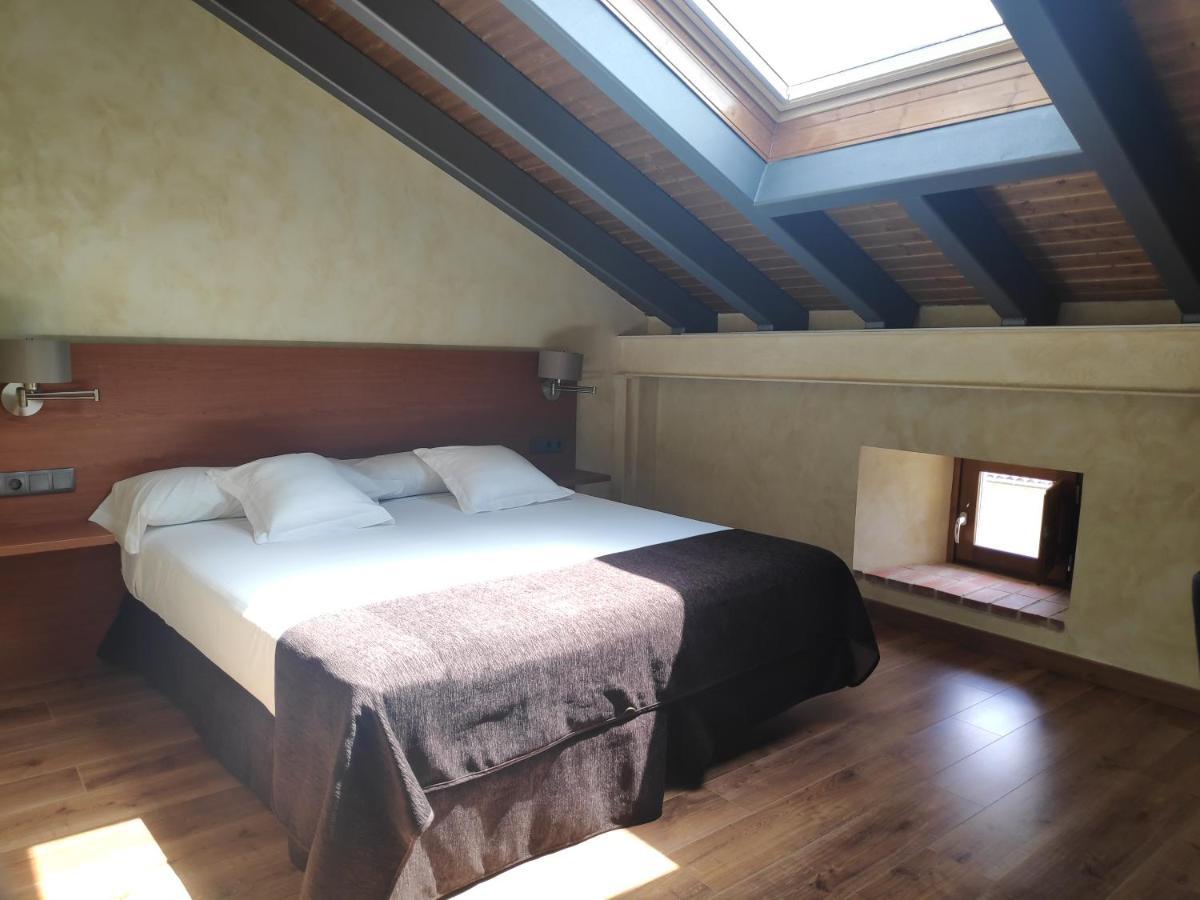 Hotel Las Leyendas Avila Bagian luar foto