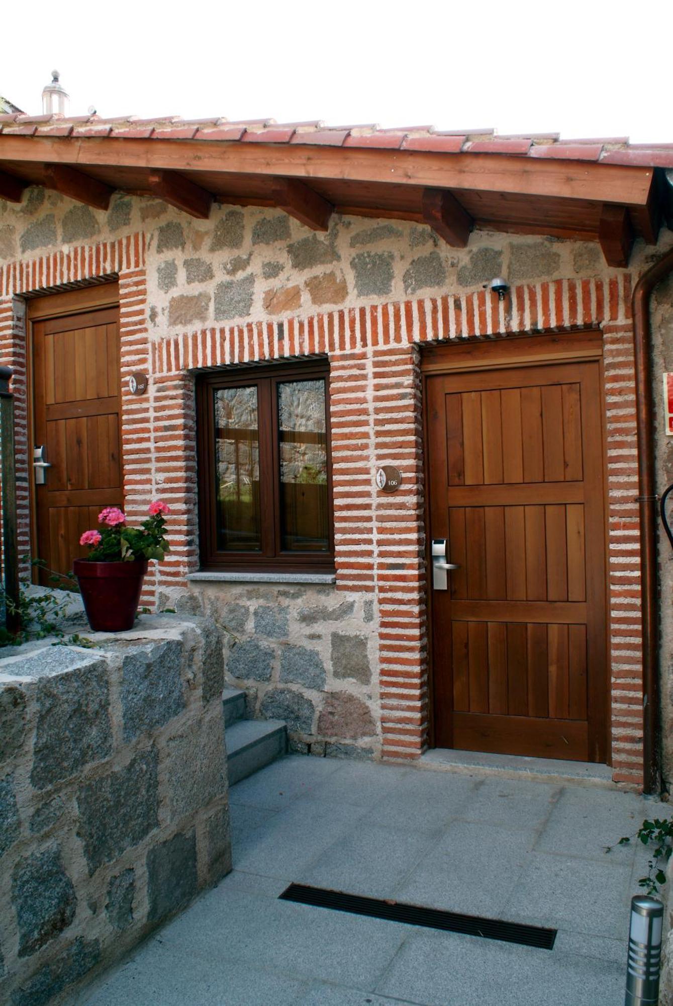 Hotel Las Leyendas Avila Bagian luar foto